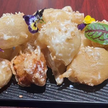 （桃酥虾球）禹州小秦川特色餐饮饭店适合生日宴会朋友家人聚餐