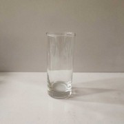 透明玻璃杯