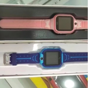 儿童电话手表