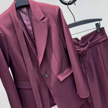 【芮纳服饰】设计感套装穿搭时尚优雅女性商务装女士西装