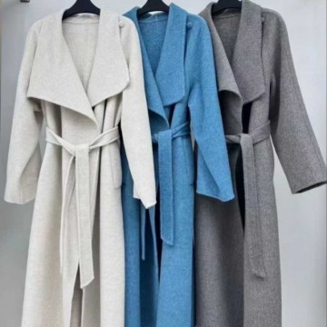 芮纳搭配秋冬长款风衣羊绒女性服饰