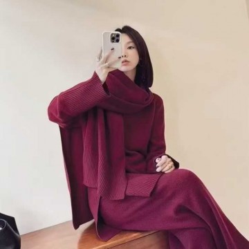 芮纳搭配女士商务休闲套装毛衣套装