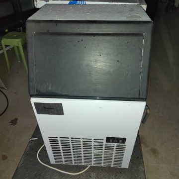回收出售制冰机商用奶茶店大型大容量小型全自动方块机