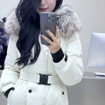 鹅绒服羽绒服女士长款秋冬装服装服饰搭配上衣保暖轻薄