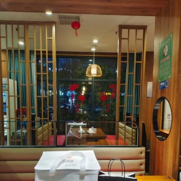 禹州小秦川室内就餐环境特色餐饮美食饭店