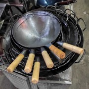 出售商用铁锅猛火不粘锅炒锅薄款圆底老式熟铁锅单把钢锅无涂层锅