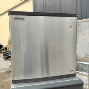 出售晶百誉制冰机BY-1000奶茶店方块冰机分体式450kg