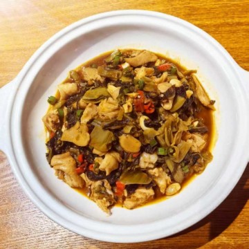许昌特色美食禹州小秦川新推特色菜系酸菜烧肥肠