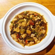 许昌特色美食禹州小秦川新推特色菜系酸菜烧肥肠