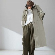 时尚优雅女性秋冬时尚长款上衣风衣外套穿搭博主推荐新款服装服饰