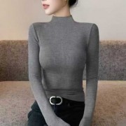 银灰色中领打底衫羊毛衫女士内搭冬季新款服饰