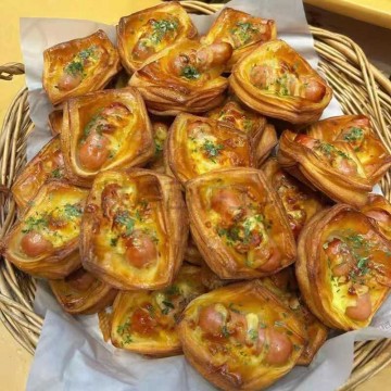 丹麦香酥热狗 成品无需解冻 一箱240粒 单个45到50克