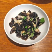 黑木耳拌鲜核桃仁 爽口下酒菜特色菜凉调凉拌素菜