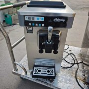 冰激凌机带保鲜单头甜筒机奶茶店雪糕机免清洗咖啡店饮料店冰糕机